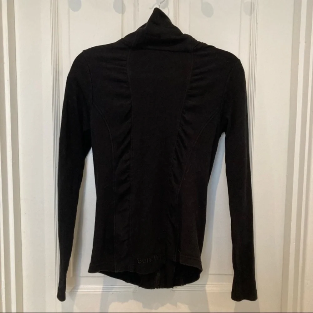 Bench Jacket - Picture 4 of 5